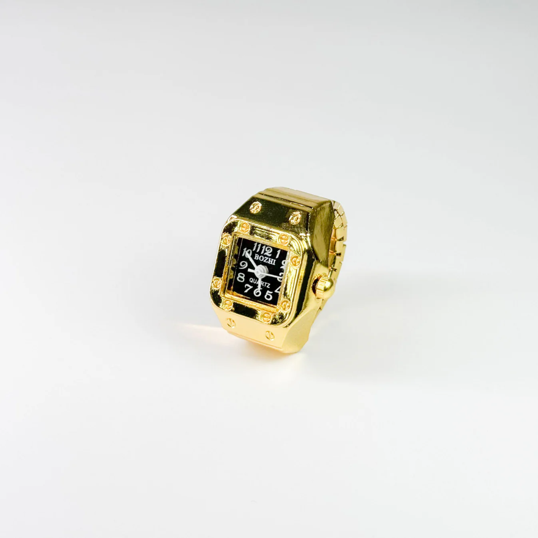"Quadrilatero" Gold Finger Watch